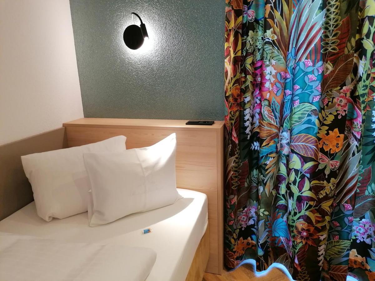 Haus Marion Haueis Ξενοδοχείο Σανκτ Αντόν αμ Άλμπεργκ Εξωτερικό φωτογραφία