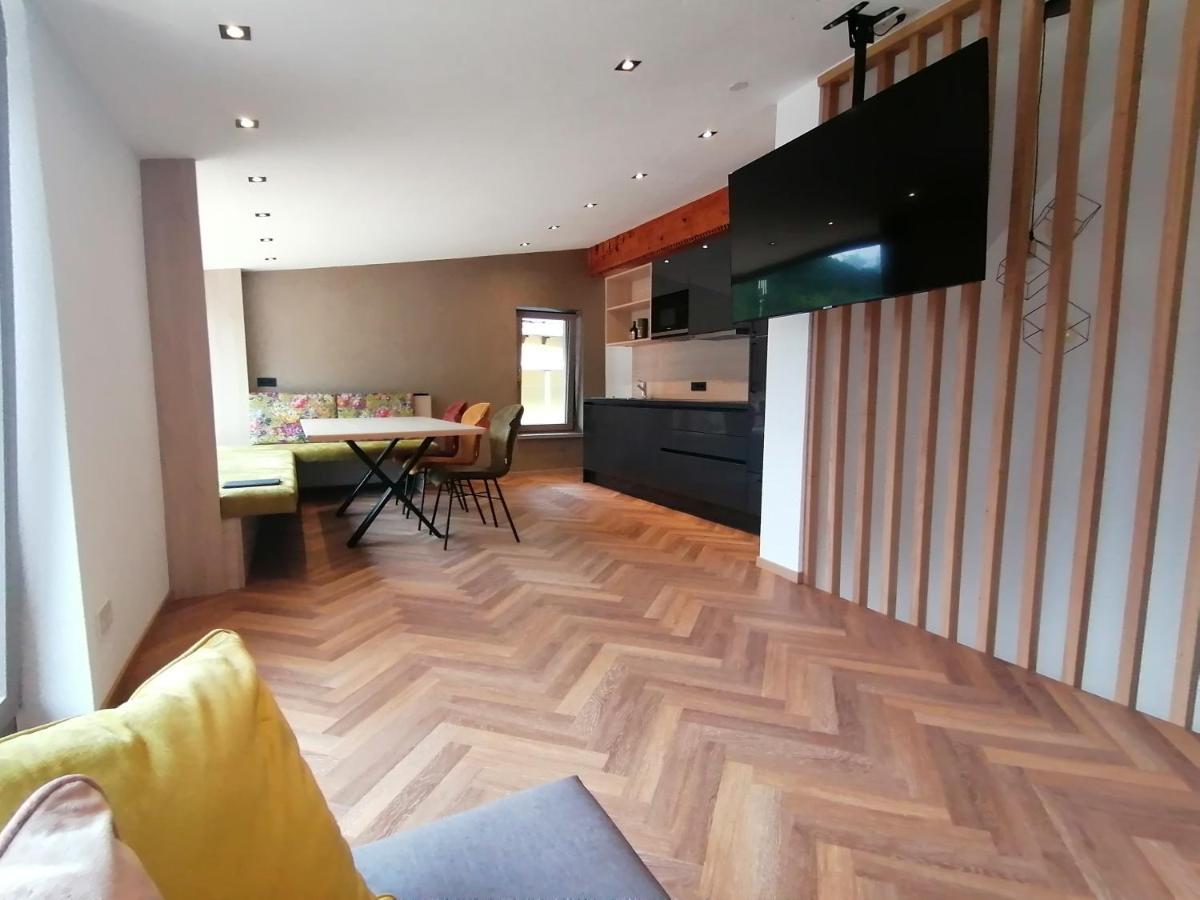 Haus Marion Haueis Ξενοδοχείο Σανκτ Αντόν αμ Άλμπεργκ Εξωτερικό φωτογραφία