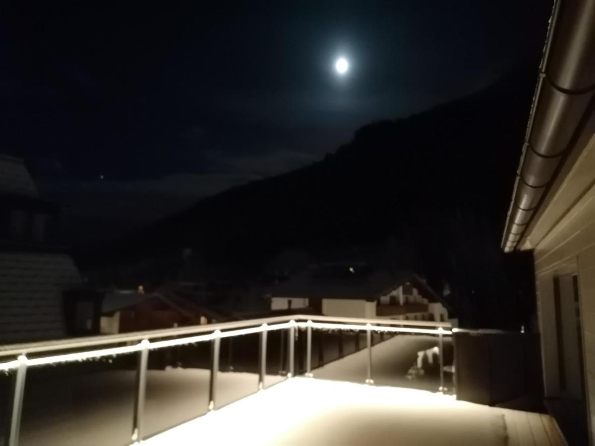 Haus Marion Haueis Ξενοδοχείο Σανκτ Αντόν αμ Άλμπεργκ Εξωτερικό φωτογραφία